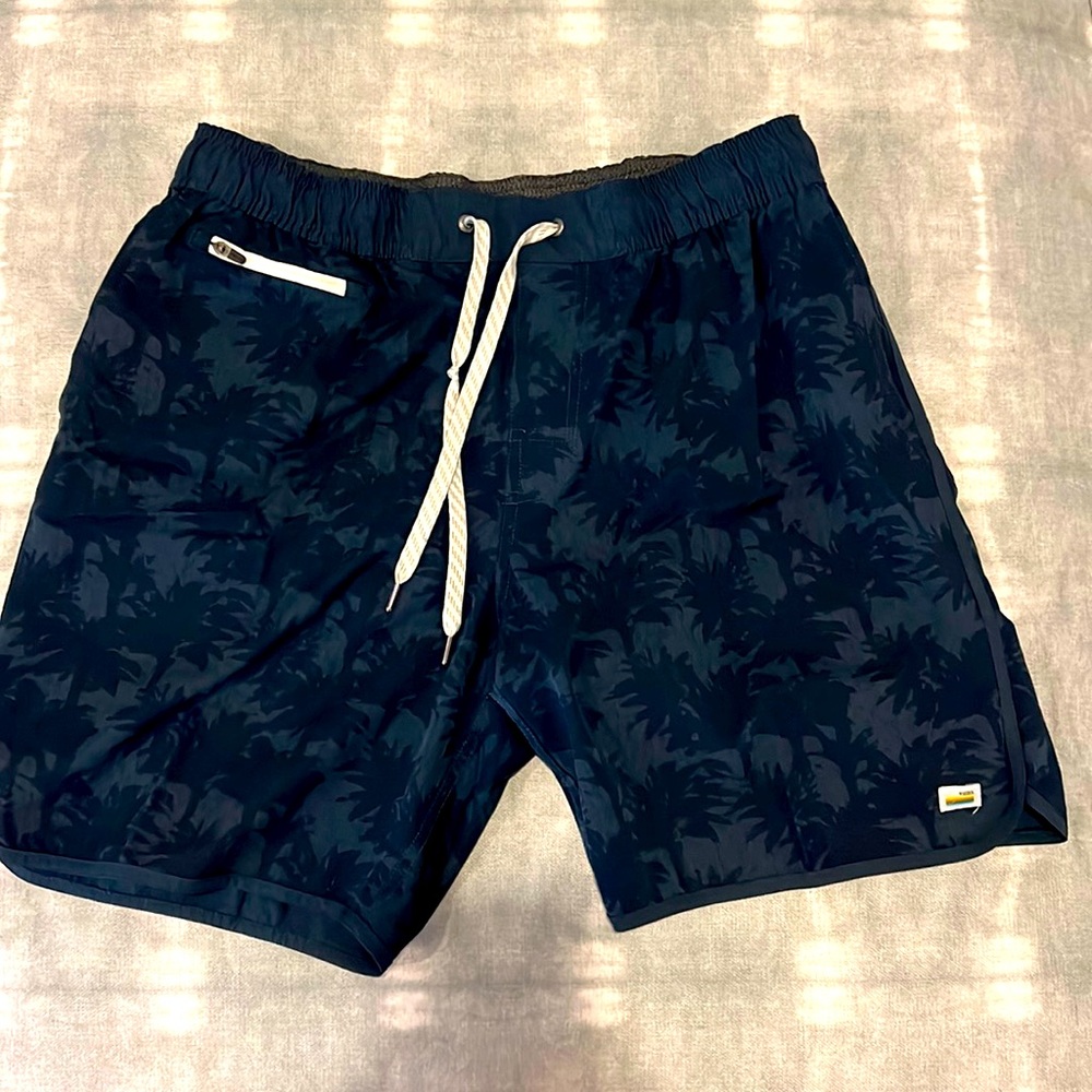 Vuori Banks Shorts
